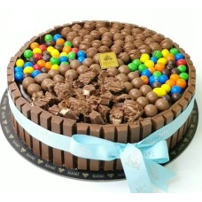 KIT KAT CAKE